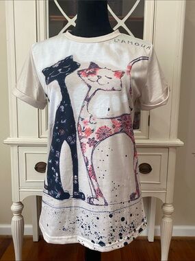 L'Amour Cream Tee with Navy & Pink Floral Cat Print